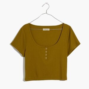 Madewell Ribbed Henley High Crop Tee in  Spiced Olive Size Small